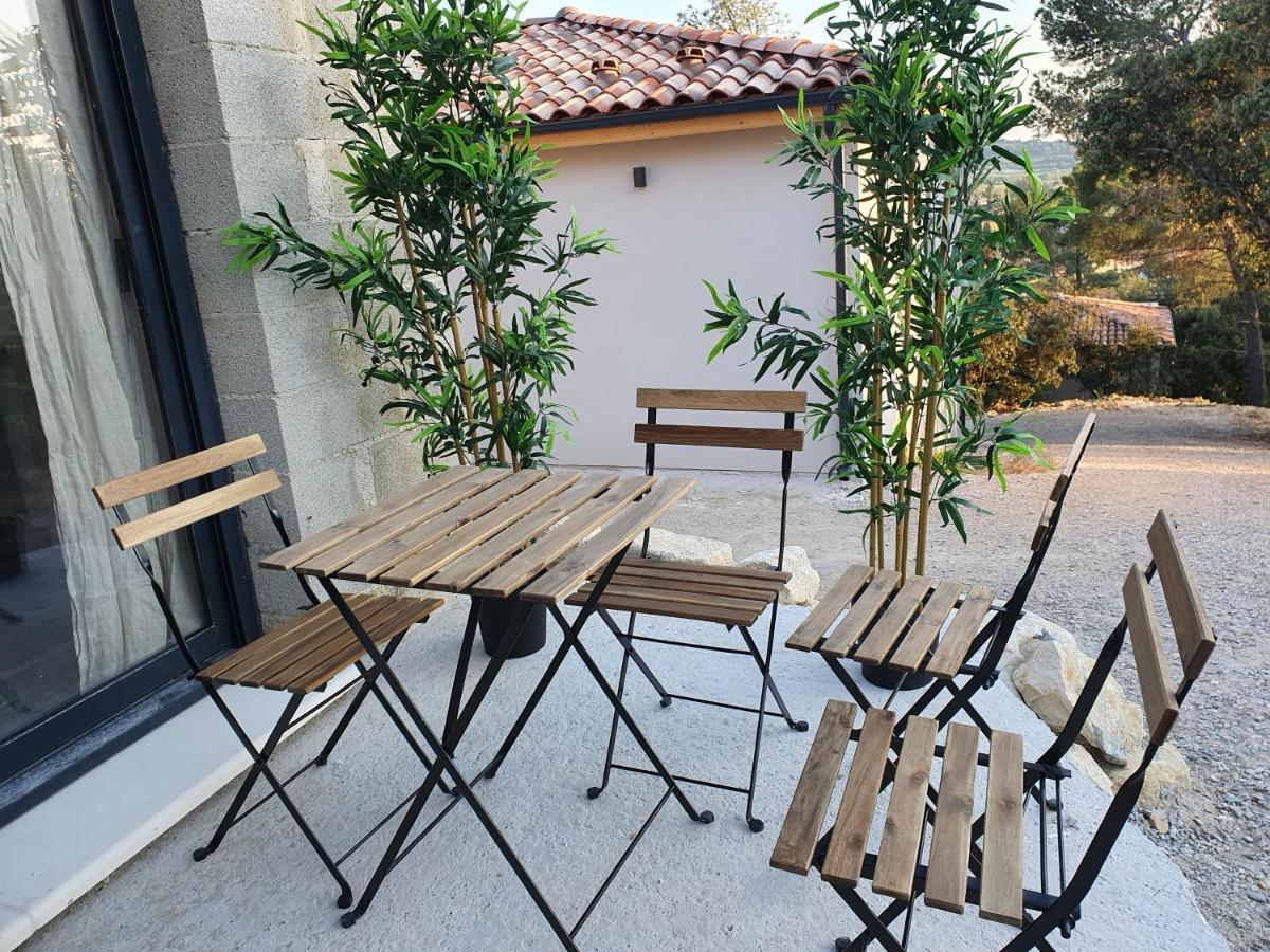 Appartement Bedoin Au Pied Du Mont Ventoux Exterior foto